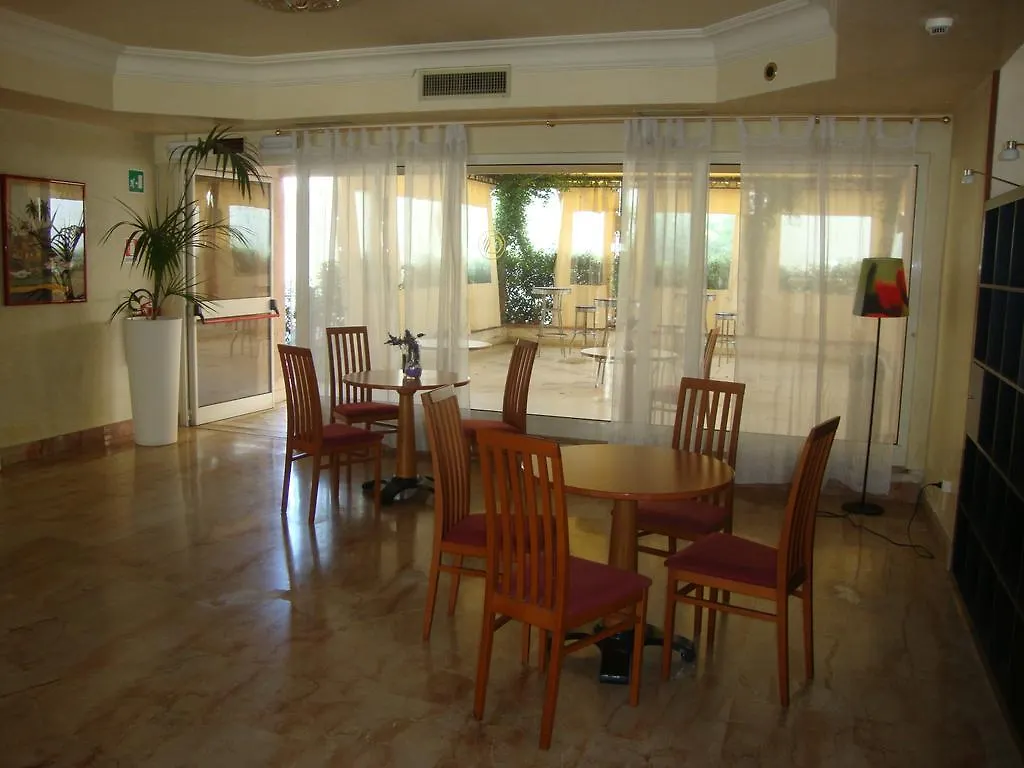Park Hotel Roma Cassia 4*, Rome
